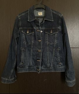 (Category: ) located in . Submitted by irish_closet (Listing ID 1449601358, Image 1). Description: .
