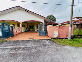 (Category: ) located in . Submitted by mudah1042778 (Listing ID 1449725471, Image 1). Description: .