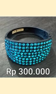 (Kategori: ) berada di . Dikirim oleh wangsa26 (ID iklan 1449689246, Gambar 1). Deskripsi: .