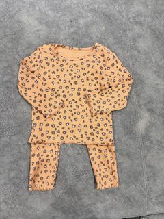 (Category: ) located in . Submitted by preloved_byh (Listing ID 1449713439, Image 1). Description: .