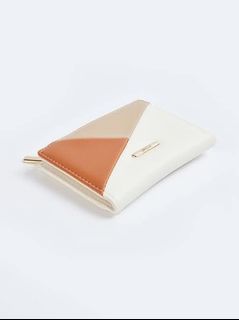 (Category: ) located in . Submitted by splashfashion.ph (Listing ID 1449697326, Image 1). Description: .
