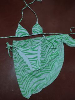 (Category: ) located in . Submitted by neighbourhoodfinds (Listing ID 1449622695, Image 1). Description: .