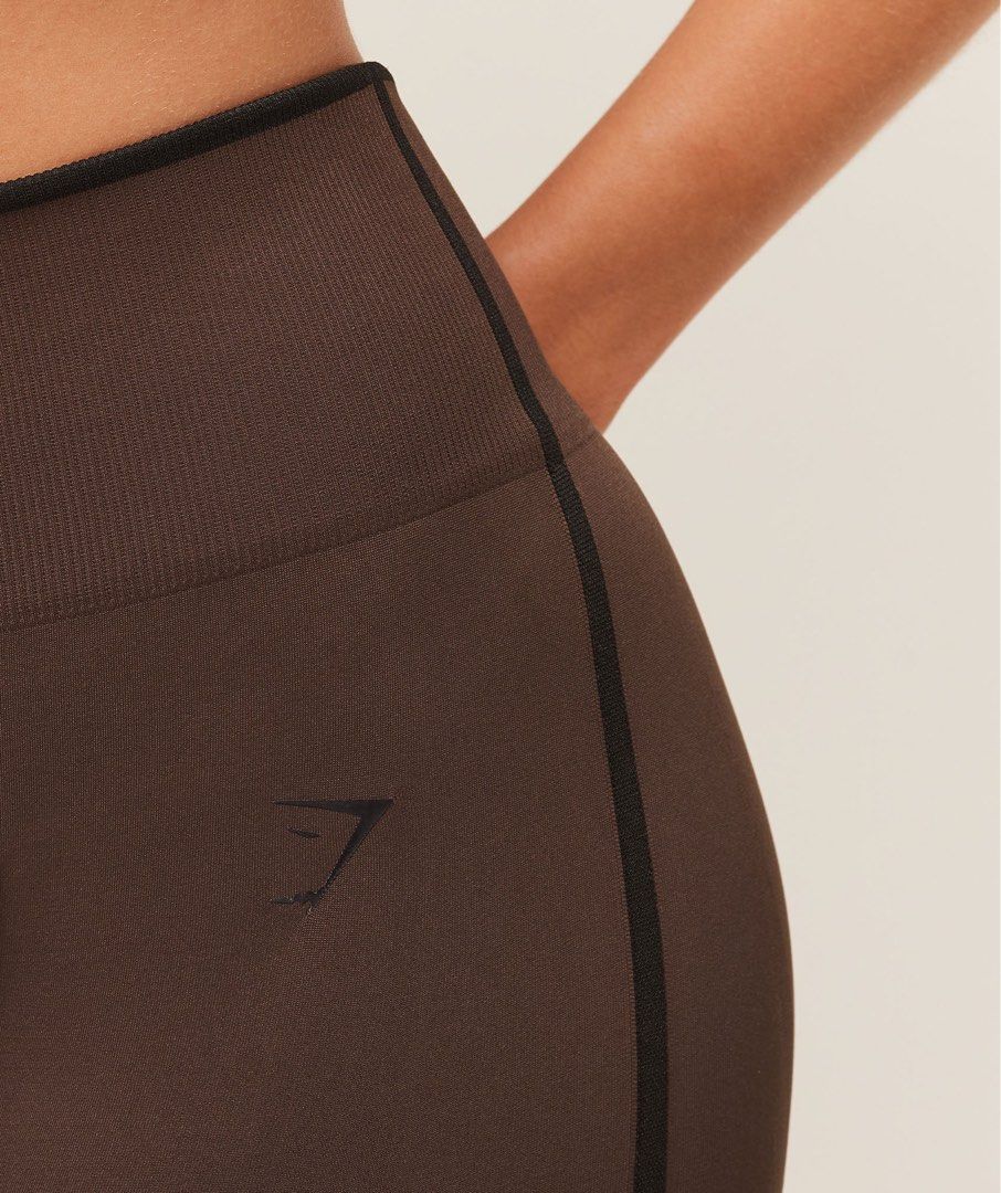 Gymshark Contrast Seamless Leggings (Category: Activewear) located in Manila. Submitted by angool (Listing ID 1449626171, Image 1). Description: No LOW BALLER‼️ * Purchased directly from the app * Discount available when purchasing 3 or more items * Fits Medium * Will provide receipt proof of authenticity .