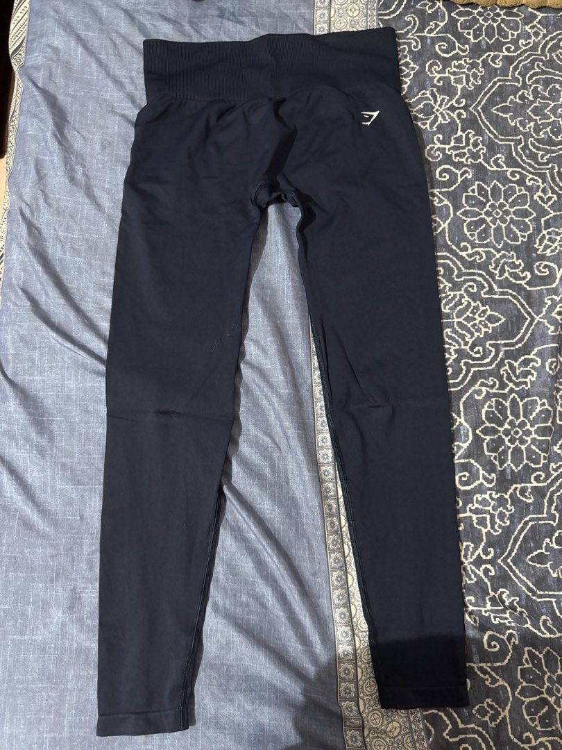 Gymshark Everyday Seamless leggings (Category: Activewear) located in Manila. Submitted by angool (Listing ID 1449625464, Image 2). Description: No LOW BALLER‼️ * Purchased directly from the app * Discount available when purchasing 3 or more items * Fits Medium * Will provide receipt proof of authenticity .