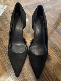 (Category: ) located in . Submitted by preloved_bycarla (Listing ID 1449615367, Image 1). Description: .