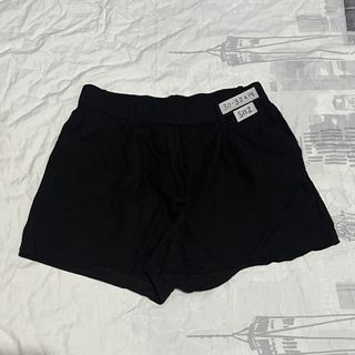 (Category: ) located in . Submitted by b5closet (Listing ID 1449736729, Image 1). Description: .