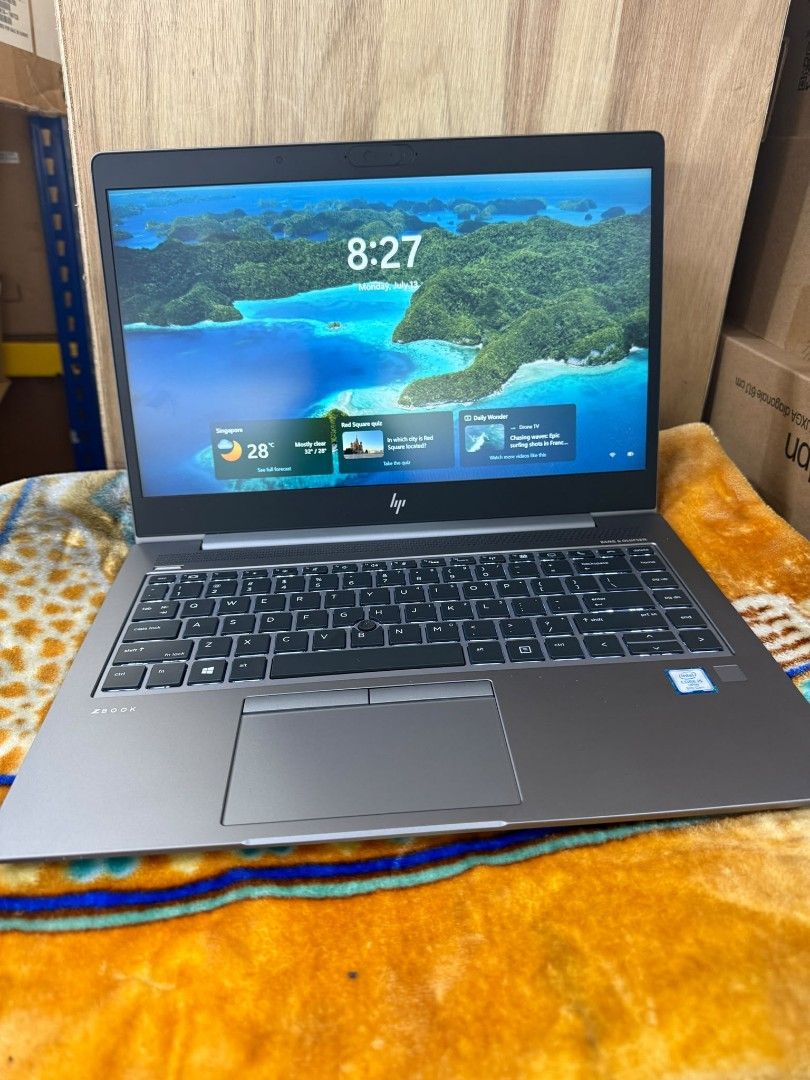 HP EliteBook 830 G5 Laptop - Intel Core i5