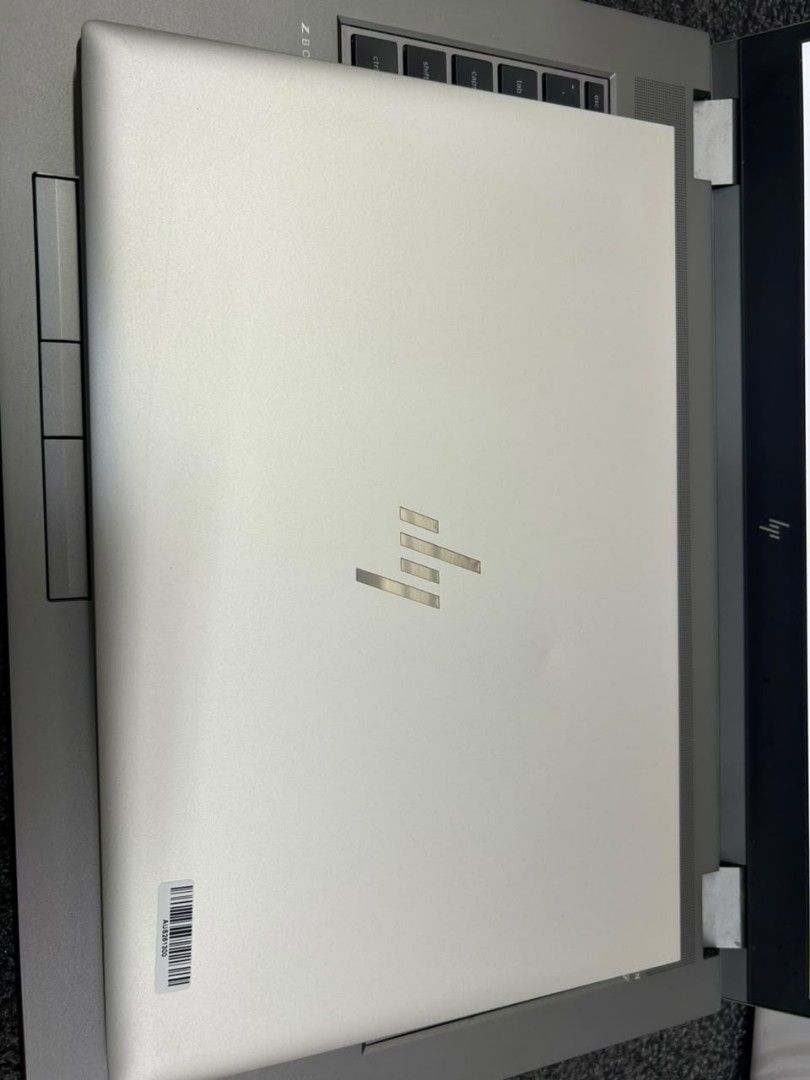 HP EliteBook Laptop - Intel Core i5509489571043758081