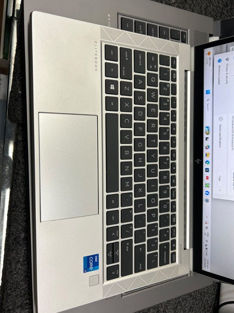HP EliteBook Laptop - Intel Core i5509489571043758082