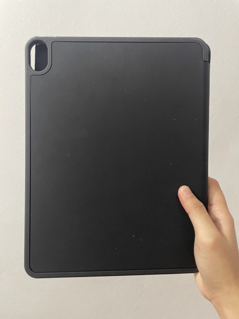 Ipad Air 4 Case (Category: Cases & Sleeves) located in Valenzuela. Submitted by daniruzz (Listing ID 1449635826, Image 2). Description: .