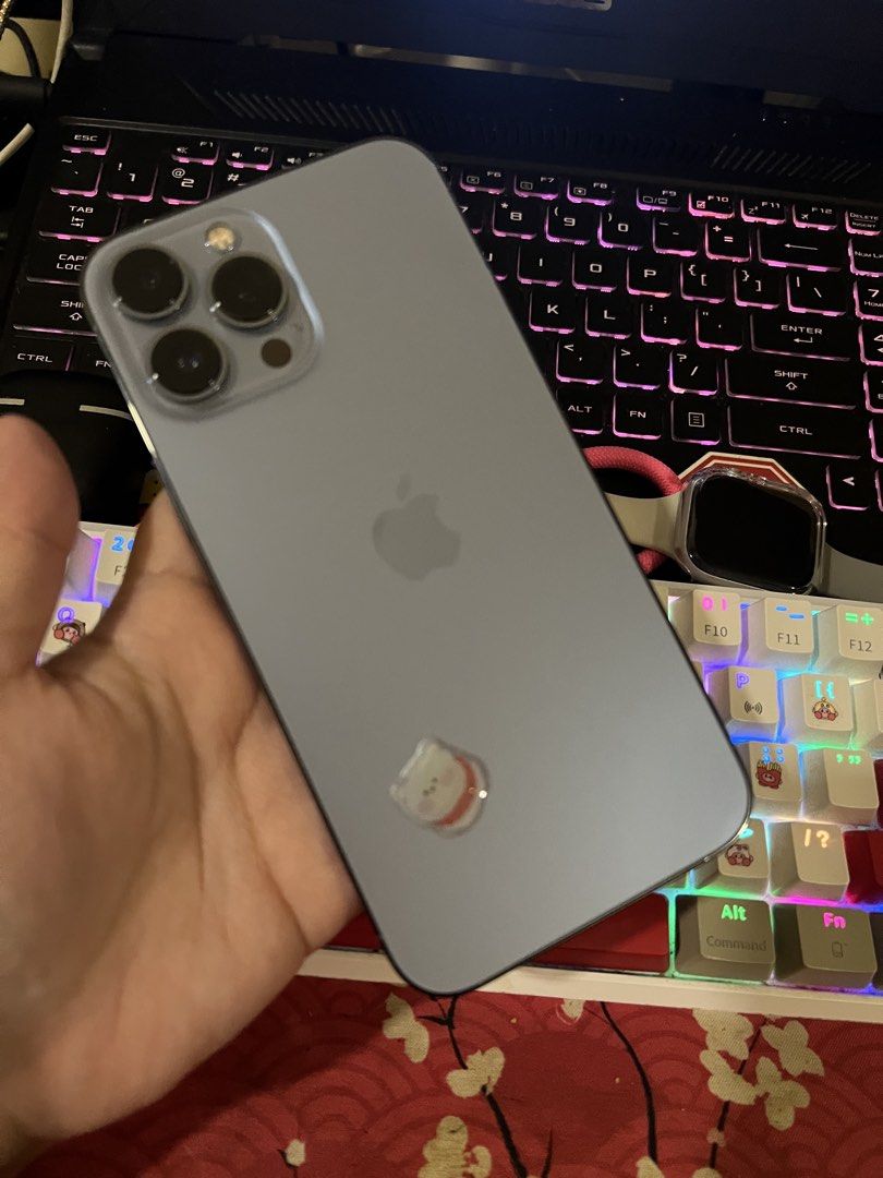 iPhone 13 Pro Max (256gb) (Category: iPhone 13 Series) located in Quezon City. Submitted by enitsujdz (Listing ID 1449689290, Image 2). Description: IPhone 13 Pro Max (256gb) 🔹 Lady owned 🔹 74% battery health 🔹 no history of repair 🔹 never opened 🔹 Meetups only (Trinoma or Rob Magnolia) 🔺 Unit only ☘️ RFS: upgrade .