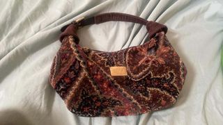 (Category: ) located in . Submitted by arni1 (Listing ID 1449677828, Image 1). Description: .