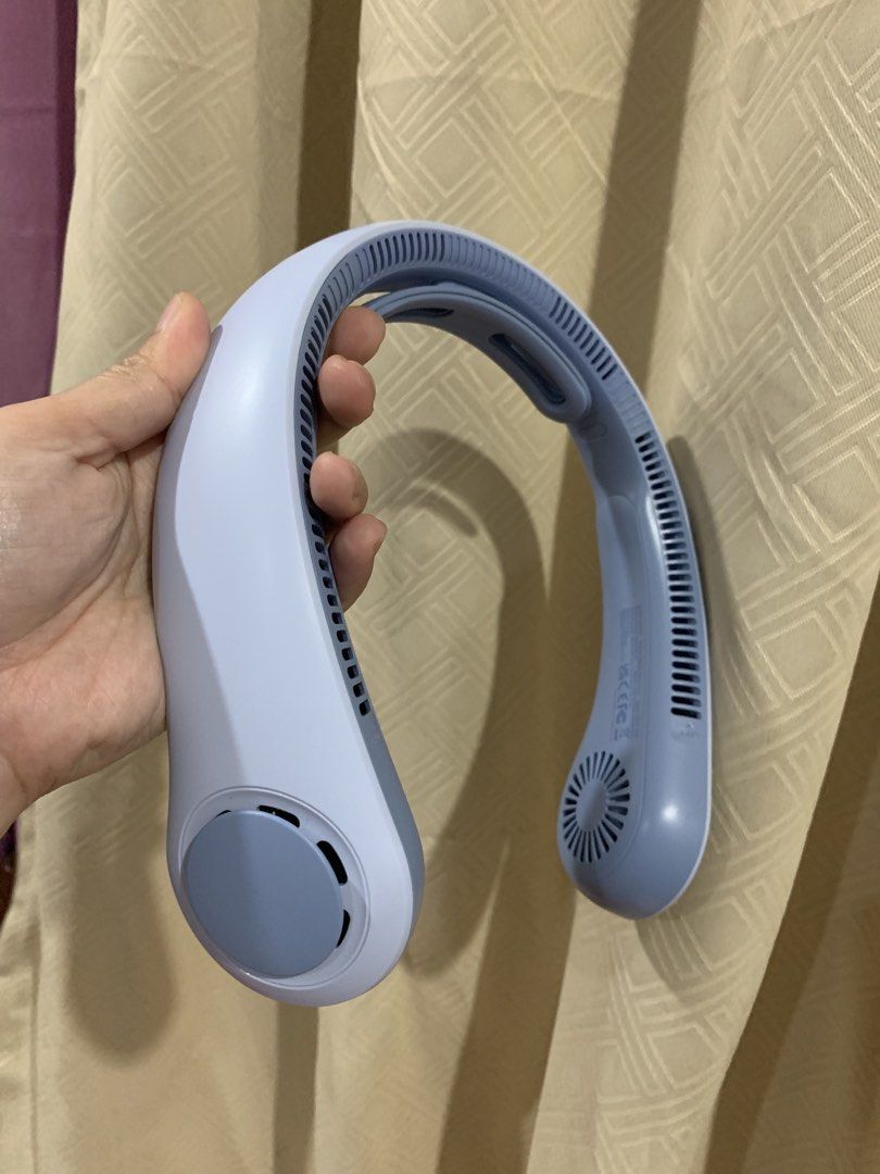 JisuLife Neck Fan (Category: Other Gadgets) located in Manila. Submitted by shopkriscloset (Listing ID 1449662682, Image 1). Description: Brand new! Decided this is not my style. I prefer the handheld fans Original price 1199 Price is negotiable, just offer a fair price :).
