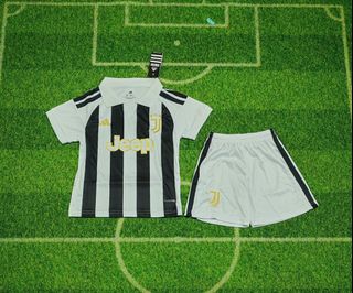 (Category: ) located in . Submitted by calcio_sport_jersey (Listing ID 1449724851, Image 1). Description: .