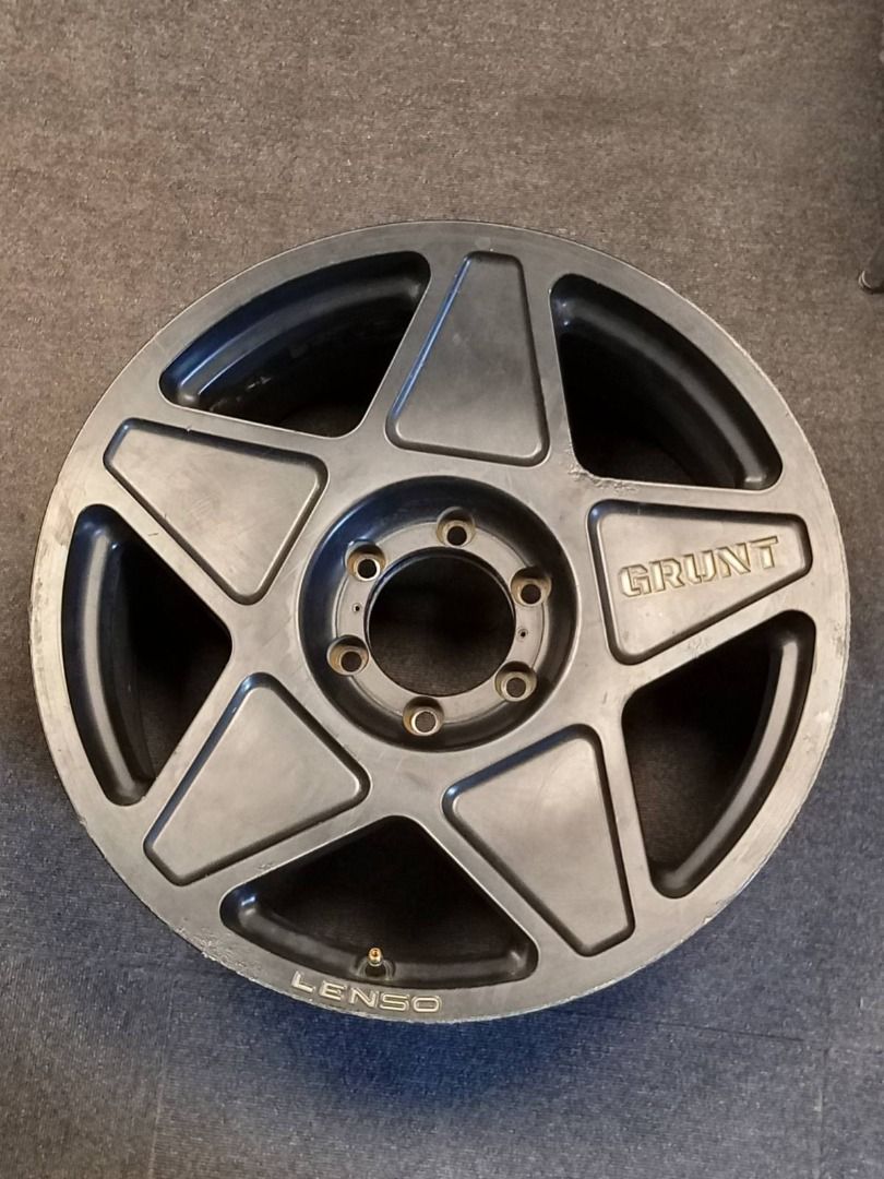 LENSO GRUNT GO1 Size: 20x9. / 6x139.7 (Category: Mags and Tires) located in Caloocan City. Submitted by swiftriver.a4a217 (Listing ID 1449548334, Image 2). Description: LENSO GRUNT GO1 SET OF FIVE MAGS CLEAN SET-UP FOR 4×4 BUILD Model : LENSO GRUNT GO1 Size: 20x9. / 6x139.7 Good condition No crack / No Bend Complete Center Caps Ready to install - Perfect for hillux,ranger,navara,Strada, LC &other 4×4 For more information message this number 0945-