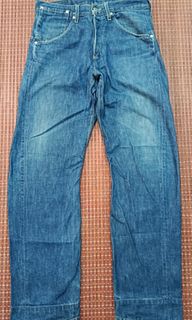 (Category: ) located in . Submitted by aydenthriftwear (Listing ID 1449713320, Image 1). Description: .