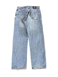 (Category: ) located in . Submitted by seria_thrifting_apparel (Listing ID 1449694695, Image 1). Description: .