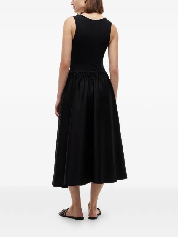 Like Zara Black Midi Dress (Category: Dresses) located in Manila. Submitted by declutterwithC (Listing ID 1449551413, Image 3). Description: Med to Large Classy and trendy dress Brand : Seed .
