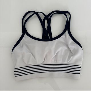 (Category: ) located in . Submitted by ayvnn (Listing ID 1449609817, Image 1). Description: .