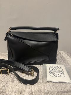 (Category: ) located in . Submitted by my_annedorable_preloved (Listing ID 1449610893, Image 1). Description: .