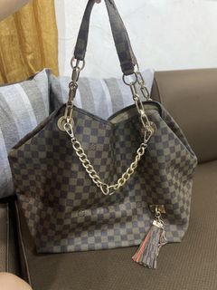 (Category: ) located in . Submitted by saveandstyleph (Listing ID 1449719247, Image 1). Description: .