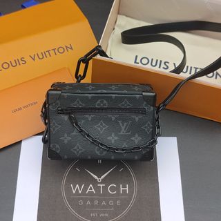 (Category: ) located in . Submitted by watchgarage (Listing ID 1449640925, Image 1). Description: .