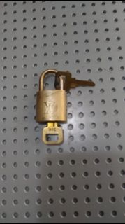（分類：）位於 。 由 eccom123436448 提交（商品編號 1449612371，圖片 1）。簡介： 。