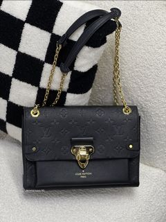 (Category: ) located in . Submitted by neverfull_luxury_sg (Listing ID 1449601751, Image 1). Description: .
