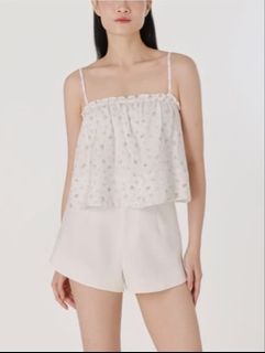 (Category: ) located in . Submitted by shopaholic528 (Listing ID 1449747770, Image 1). Description: .