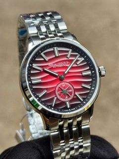 (Category: ) located in . Submitted by notorious_watches (Listing ID 1449702674, Image 1). Description: .