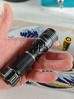 （分類：）位於 。 由 ningtranstatto 提交（商品編號 1449573560，圖片 1）。簡介： 。