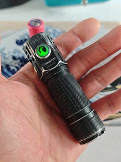 （分類：）位於 。 由 ningtranstatto 提交（商品編號 1449571629，圖片 1）。簡介： 。