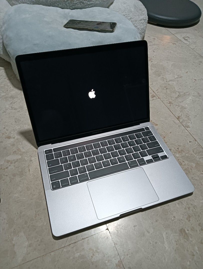 M2 2022 13" MacBook Pro