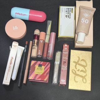 (Category: ) located in . Submitted by declut.noelle (Listing ID 1449576894, Image 1). Description: .
