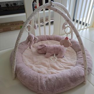 (Category: ) located in . Submitted by wynney (Listing ID 1449590437, Image 1). Description: .