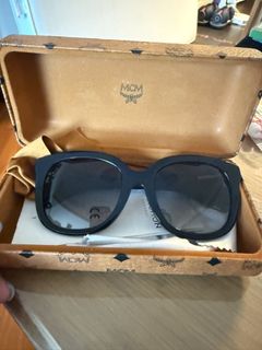（分類：）位於 。 由 iamahappygirl 提交（商品編號 1449601929，圖片 1）。簡介： 。