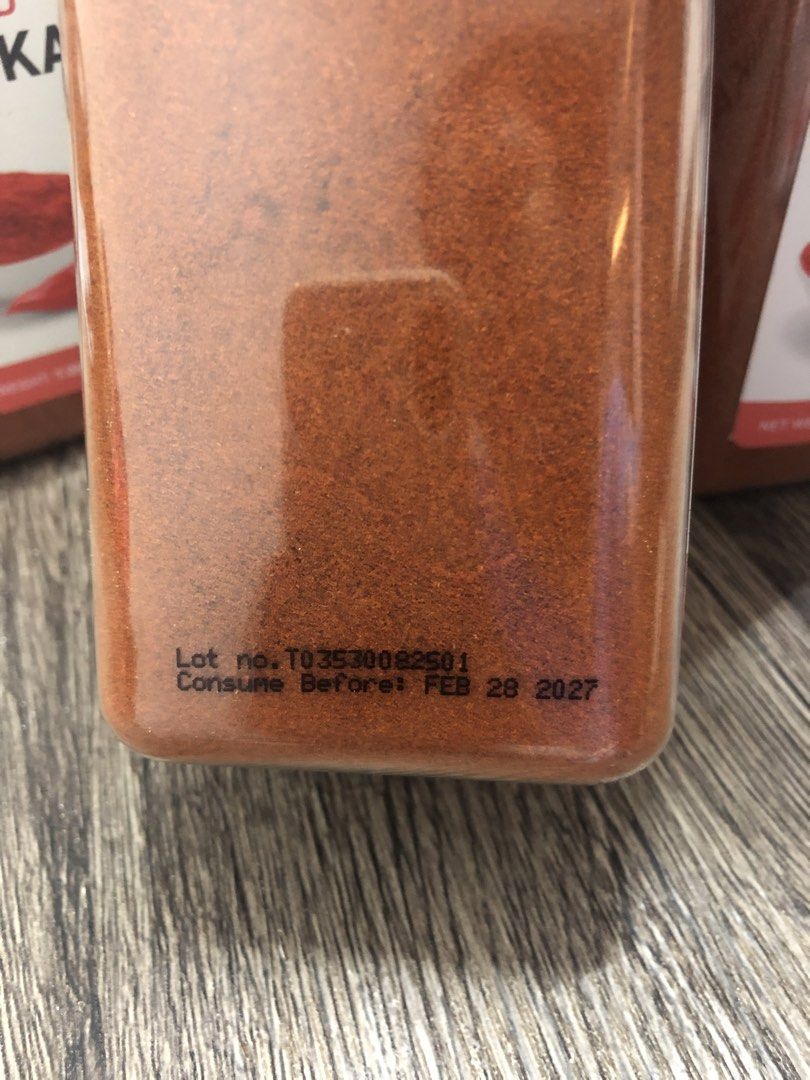 Ground Paprika Spice (Category: Spice & Seasoning) located in Cavite. Submitted by Babylovess18 (Listing ID 1449571177, Image 3). Description: - Pack of 6 Member's Value Ground Paprika - Each bottle is 7.05 oz (200g) - Ideal for adding flavor to your favorite dishes - Expiry Date: February 28, 2027 - Excellent value for a bulk purchase.