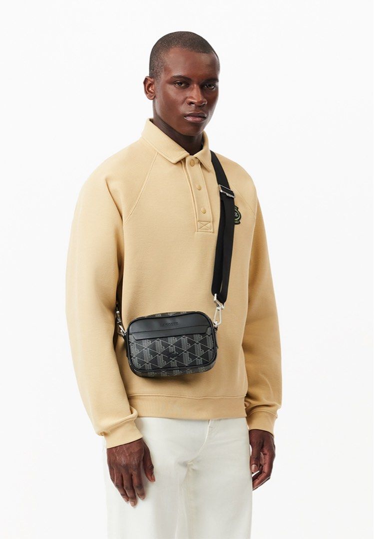 Men’s Small Monogram Crossbody Bag (Category: Sling Bags) located in Malolos. Submitted by cheerz21 (Listing ID 1449552646, Image 1). Description: FREE SHIPPING‼️ (via J&T only) Brand New Small Monogram Crossbody Bag Color Black Adjustable shoulder strap Black Logo Metal Hardware Dimensions: L7.6 x H5 x D2.4” / L19 x H12 x D8 cm #Crossbodybag #mensbag #bag #slingbag #smallbag #shoulderbag #unisexbag #bags #monogram #monogrambag.