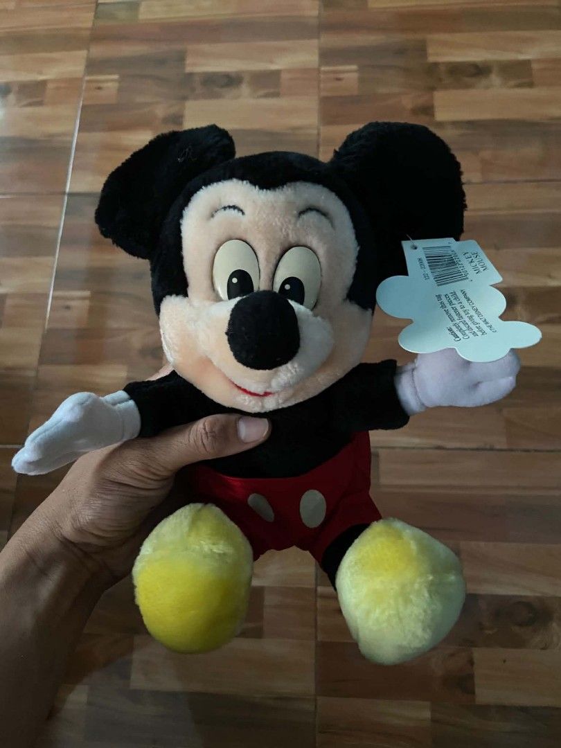 MICKEY MOUSE STUFF TOY (Category: Plushies & Soft Toys) located in Nabua. Submitted by supermix5119 (Listing ID 1449540315, Image 1). Description: As New Condition 400+Sf.