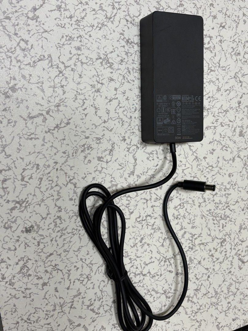 Microsoft Surface Dock 2 with Power Supply and Cables509042501585489922