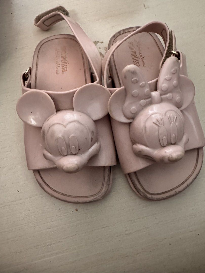 Mini Melissa US9 (Category: Babies & Kids Fashion) located in Las Pinas. Submitted by lynnsite (Listing ID 1449612876, Image 2). Description: Take 2 for 600.