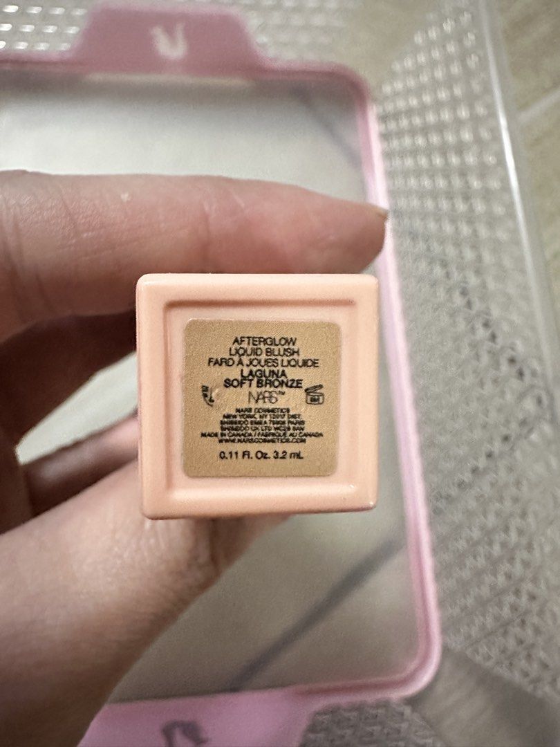 NARS Afterglow Liquid Bronze (Category: Makeup) located in Quezon City. Submitted by faststone.ba186f (Listing ID 1449566332, Image 2). Description: - NARS Afterglow Liquid Blush - Shade: Soft bronze - Popular liquid formula for a beautiful glow - Easy to apply - Comes in a convenient small bottle price: P450.