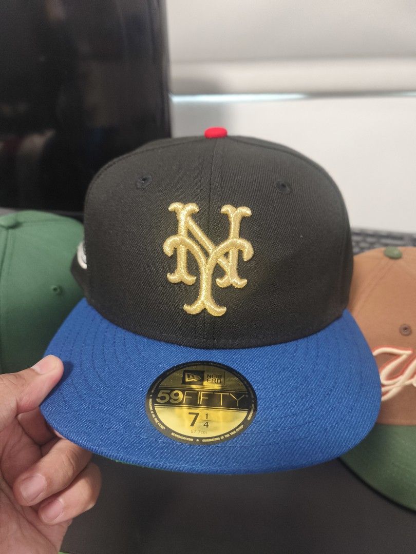 New Era 59FIFTY Fitted Hats - Various MLB Teams (Category: Caps & Hats) located in Manila. Submitted by brts_27 (Listing ID 1449709796, Image 2). Description: - Brand New New Era 59FIFTY Fitted Hats - Size: 7 1/4 - Available Teams: New York Yankees, New York Mets, Boston Red Sox, Los Angeles Dodgers, Toronto Blue Jays - All hats come with original stickers - Ideal for any baseball fan or collector loc: Santa Ana Manila.