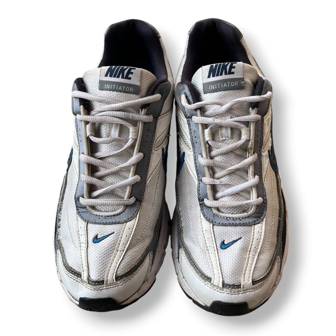 Nike Initiator (Category: Sneakers) located in Tuba. Submitted by gianfdc (Listing ID 1449713812, Image 2). Description: Nike initiator Size 9.5 Eu 43 Excellent condition.