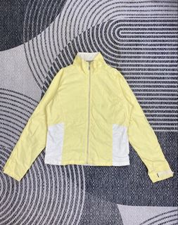 (Category: ) located in . Submitted by .fashionaddict (Listing ID 1449658621, Image 1). Description: .