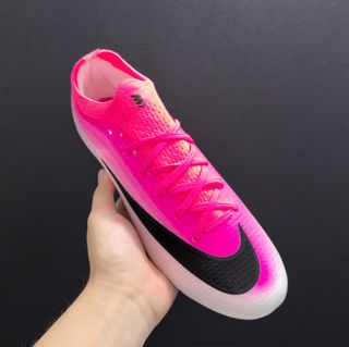 (Category: ) located in . Submitted by footyboots.sg (Listing ID 1449549081, Image 1). Description: .