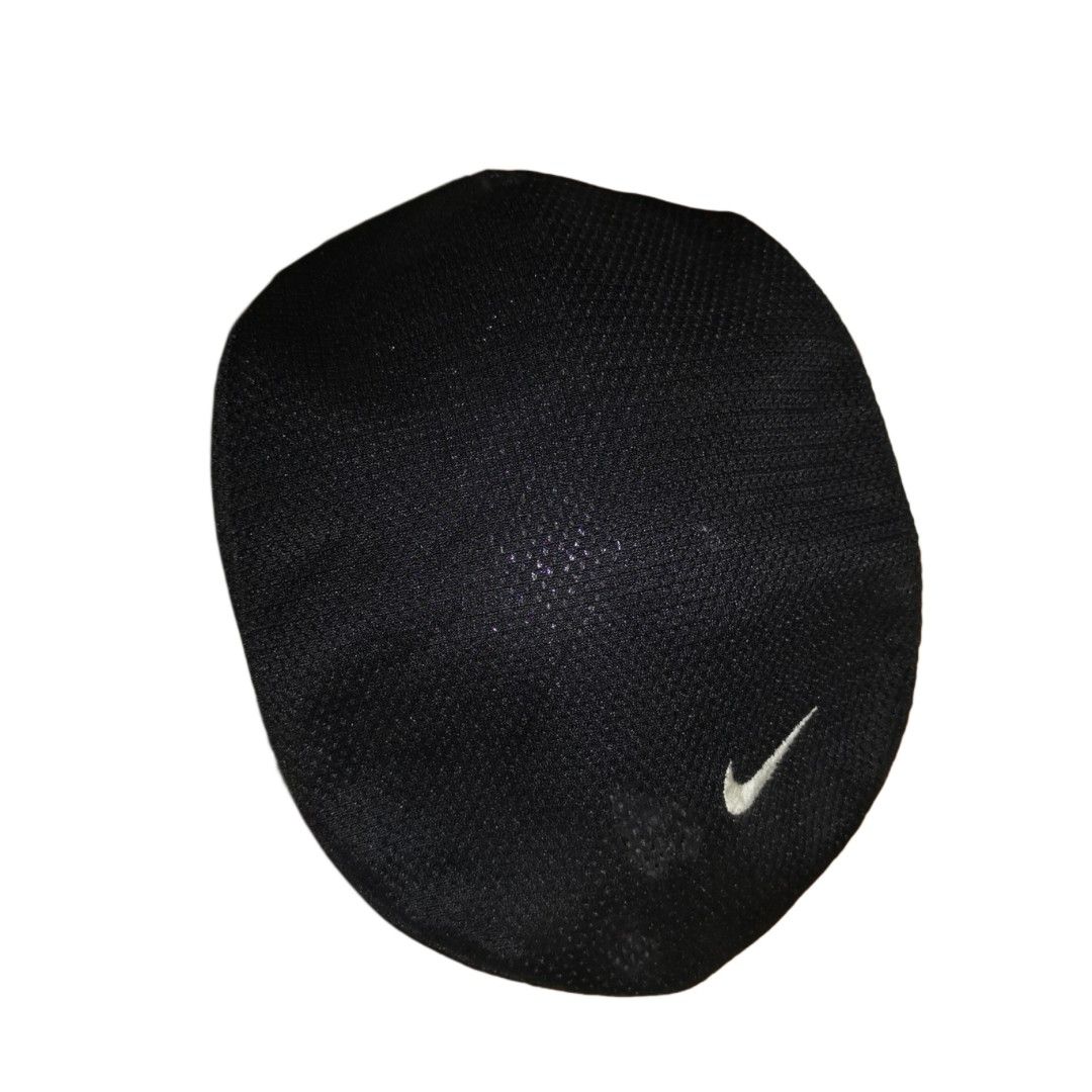 Nike Mesh Beret Hat (Black, fits best Medium) (Category: Caps & Hats) located in General Mariano Alvarez. Submitted by hundred_lives (Listing ID 1449576863, Image 3). Description: Nike Mesh Beret Hat (Black, fits best Medium) Authentic Original Good Condition Vintage Piece ‼️***Or Best Offer Wins***‼️ ‼️***Split Or As Pack***‼️ ‼️***Negotiable All Items***‼️ Tags: burberry fendi mcm givenchy yohji yamamoto rick owens prada dolce & gabbana channel