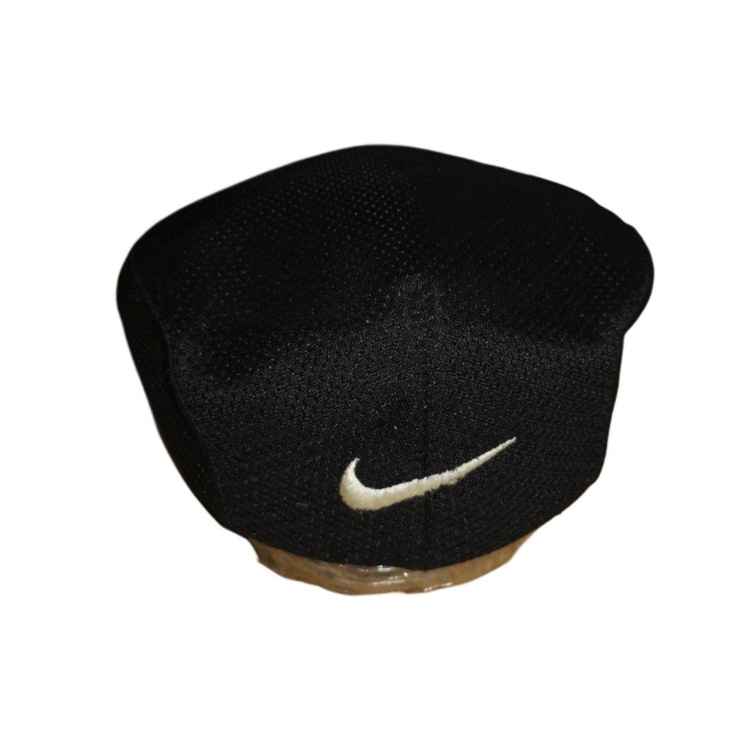 Nike Mesh Beret Hat (Black, fits best Medium) (Category: Caps & Hats) located in General Mariano Alvarez. Submitted by hundred_lives (Listing ID 1449576863, Image 1). Description: Nike Mesh Beret Hat (Black, fits best Medium) Authentic Original Good Condition Vintage Piece ‼️***Or Best Offer Wins***‼️ ‼️***Split Or As Pack***‼️ ‼️***Negotiable All Items***‼️ Tags: burberry fendi mcm givenchy yohji yamamoto rick owens prada dolce & gabbana channel