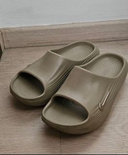 (Category: ) located in . Submitted by momentous (Listing ID 1449683465, Image 1). Description: .