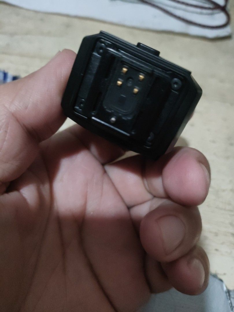 Olympus External Flash for Digital Cameras (Category: Cameras) located in Manila. Submitted by christbooth (Listing ID 1449542571, Image 3). Description: - Compact and portable Olympus external flash unit. - Features a simple ON/OFF switch and unlock button. - Hot shoe mount for easy attachment to compatible Olympus cameras. - Perfect for enhancing your photos with extra light. - Designed to work with compatible Olympus camera models..